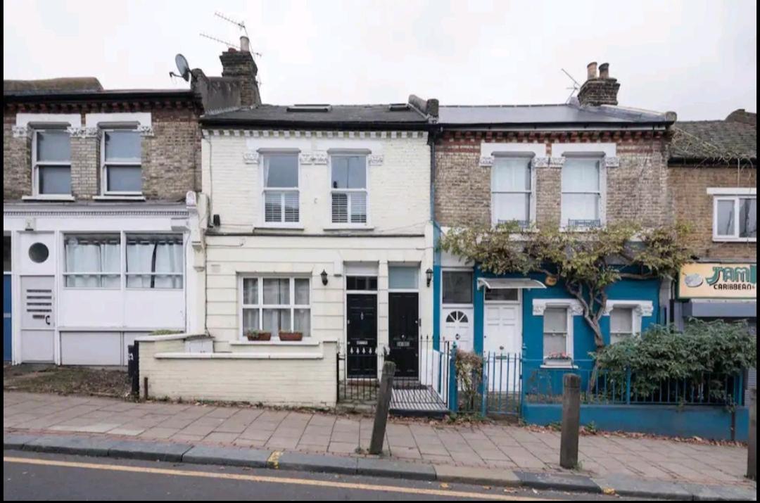 Stylish Room With Private Bath & Terrace In Super Central Clapham Junction Minutes From Victoria, Waterloo 런던 외부 사진